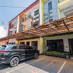 RedDoorz near Taman Krida Budaya Malang